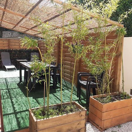 Location Vacances T4 Bas De Villa 툴롱 외부 사진
