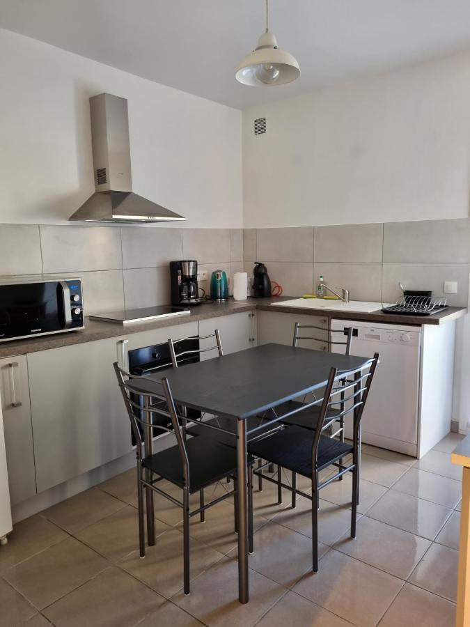 Location Vacances T4 Bas De Villa 툴롱 외부 사진