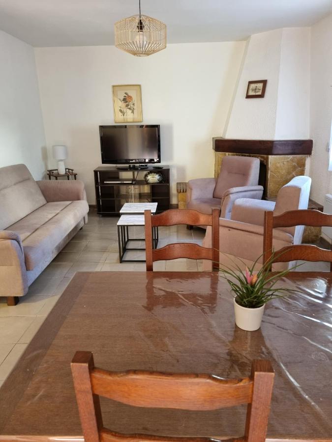 Location Vacances T4 Bas De Villa 툴롱 외부 사진